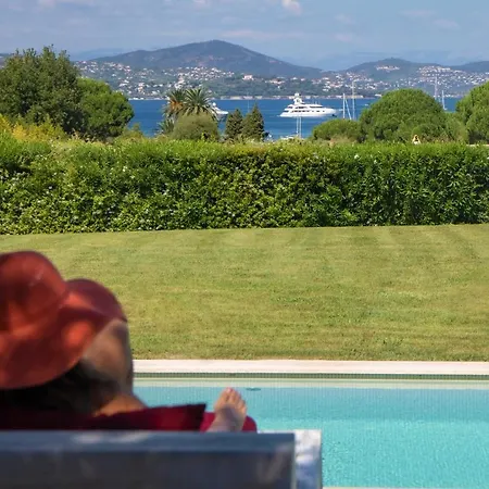 Vyylla Private 圣特罗佩