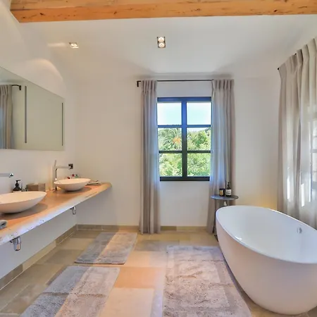 Vyylla Private 住宿加早餐酒店 4*