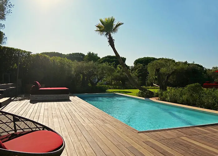 Vyylla Private Bed & Breakfast 4*